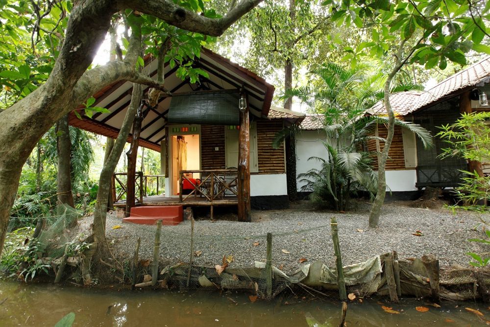 Kumarakom Tharavadu - A Heritage Hotel, Kumarakom Exterior photo